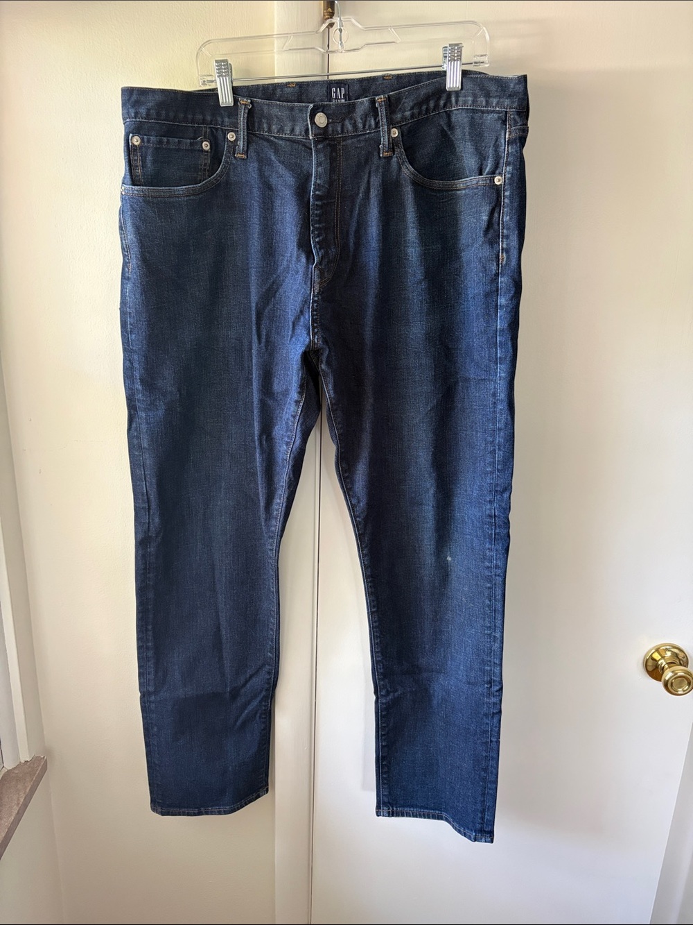 GAP Men's Indigo Straight Athletic Jeans
